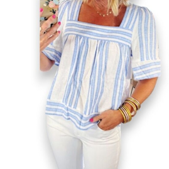 Old Navy Tops - Old Navy linen blend blue stripe top